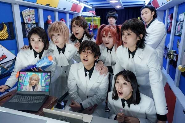 Daiken Okudaira, Júki Tačibana, Sakurako Ókubo, Hikaru Takahaši, Mio Kudó, Utaha, Seira Anzai, Júki Kura, Jui Narumi - Akabane Honeko no Bodyguard - Z filmu