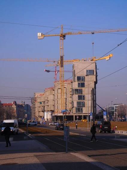 Stavba Fragmentu v březnu 2022