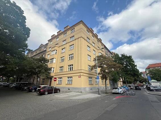 Pronájem Byt 3+kk/T, 89,13 m2, OV, cihla, Praha 3