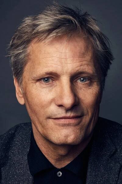 Danish American Actor Viggo Mortensen For TheWrap Photoshoot Wallpaper