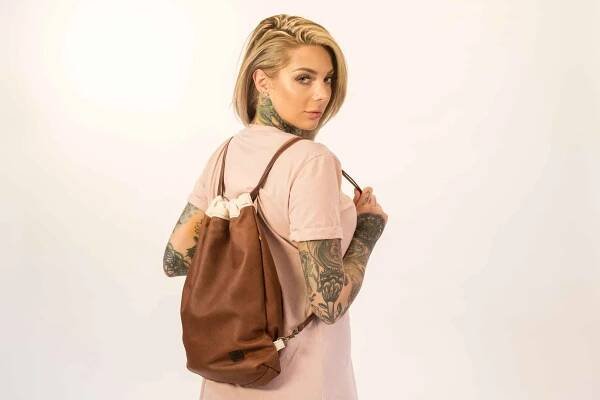 Look Books – Twenty2b