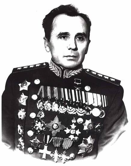 Moskalenko, Kirill Semjonovič : M
