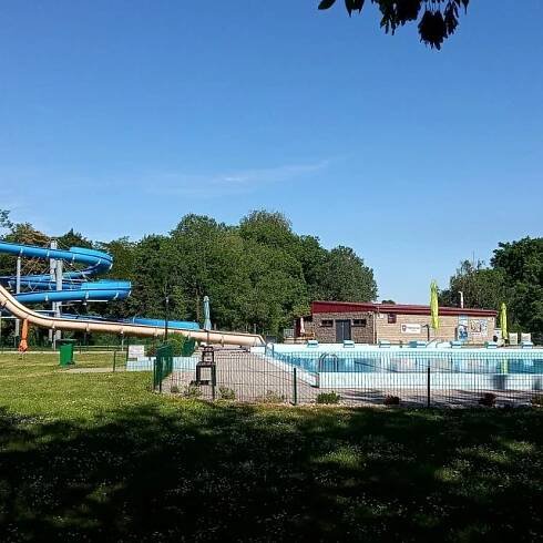 Koupaliště v Lounech zahájilo 1. června sezonu | foto: Jana Vitásková,  Český rozhlas