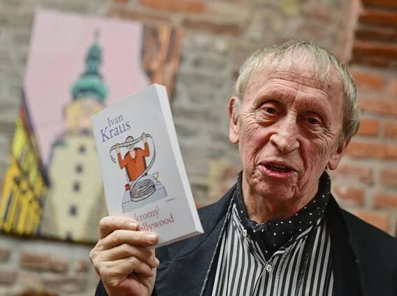 Ivan Kraus během života napsal téměř čtyřicet knih a obdržel řadu literárních cen.  