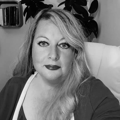 Jacqueline Jones: Organisational Support Advisor 1