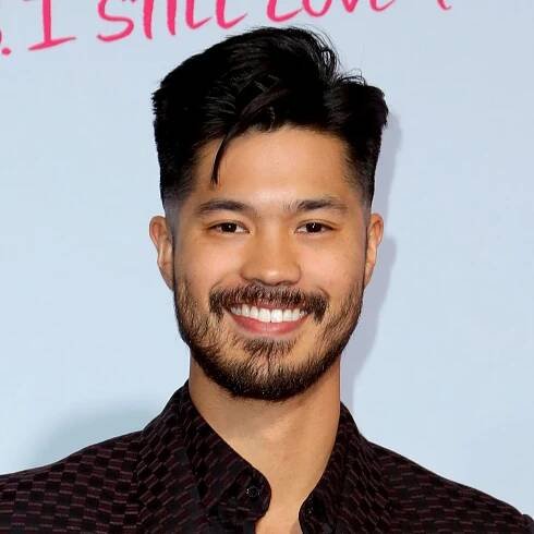 Ross Butler: Classic Side Parted Taper Hairstyle 17