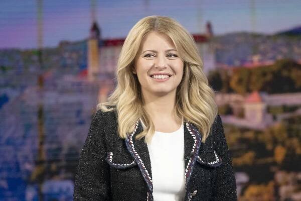 Čaputová podpísala zákon o povinných škôlkach. Lubyovej sa to páči