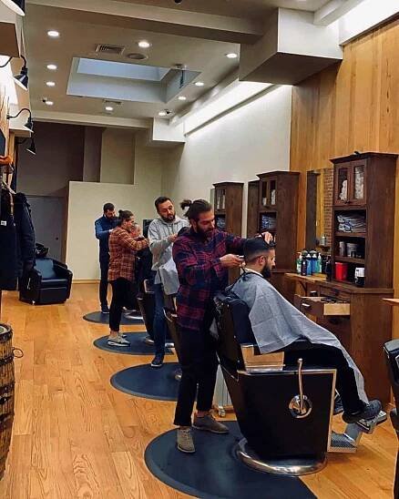 HandleBar Men’s Salon 4