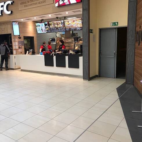KFC LIBEREC NISA - Cheske mladezhe 456 - Restaurant Reviews & Photos - Tripadvisor