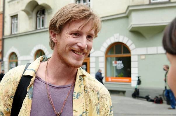 Eine Liebe später (2021)