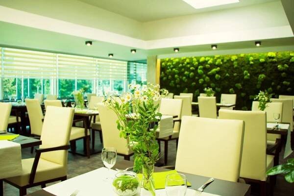 Hotel Flora (Vítkovice), Česká republika Střední Morava - 2 640 Kč Invia