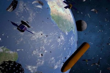 Tajný ruský satelit se na oběžné dráze roztříštil a vytvořil úlomky, které by mohly existovat celé století