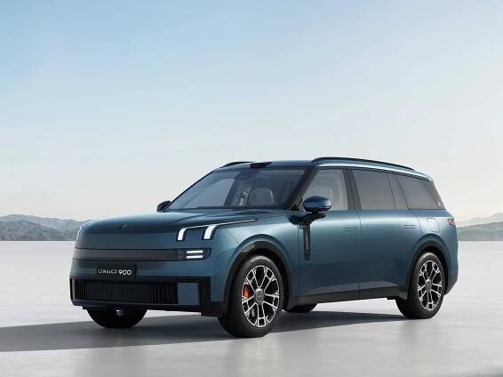 Lynk & Co 900