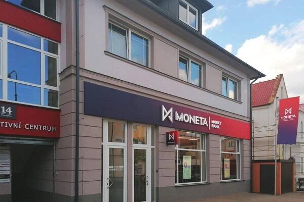 MONETA Money Bank foto 1