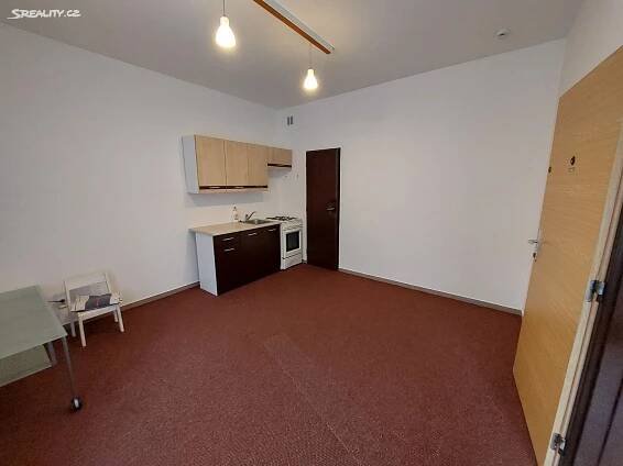 Pronájem bytu 1+kk 25 m², Stará, Krnov - Pod Cvilínem