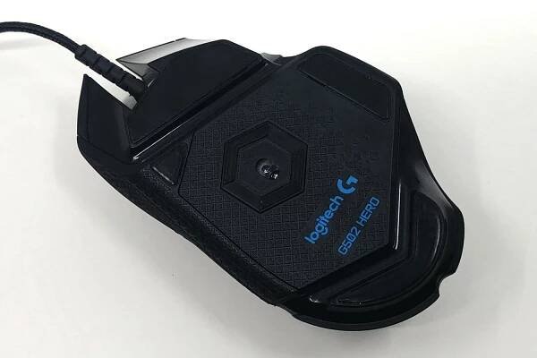 Mini Test : souris Logitech G502 Hero, retour flamboyant d'une star