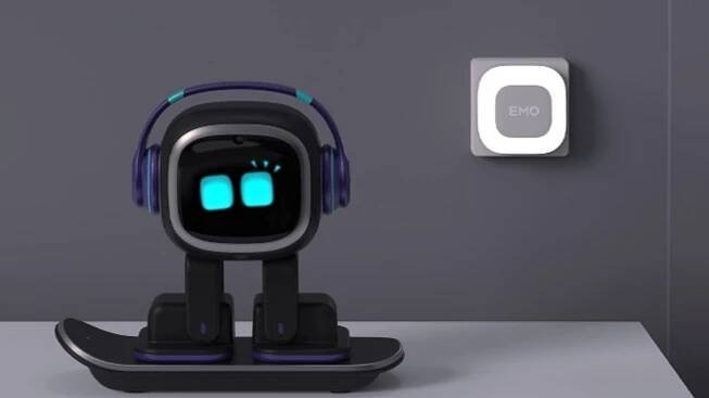 Emo – robot, ktorý vám zlepší náladu a zároveň ponúkne smart home funkcie