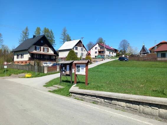 Soubor:Hrčava centrum obce.jpg – Wikipedie