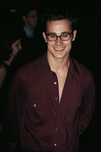 Young Photos of Freddie Prinze Jr. - SIA NEWS