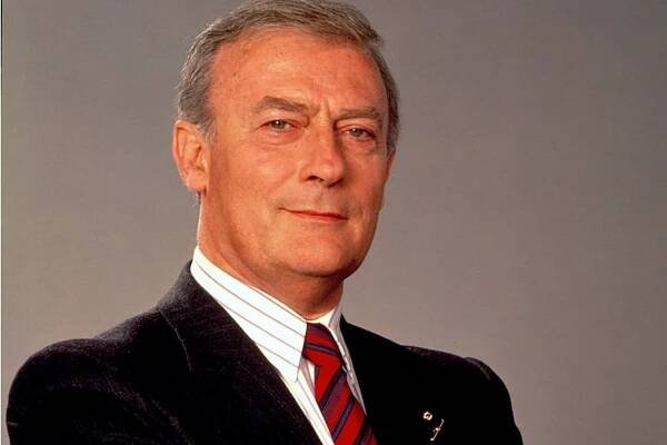 17-fascinating-facts-about-edward-woodward