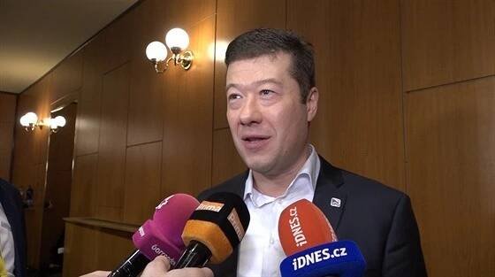 Fotogalerie: Předseda SPD Tomio Okamura v projevu zdůraznil vlastenectví
