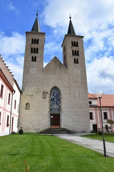 Oslavy 830. výročí milevského premonstrátského kláštera