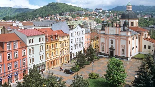 Nejníže položené město. Děčín nabízí zoo, krásný zámek i zahradu - Novinky