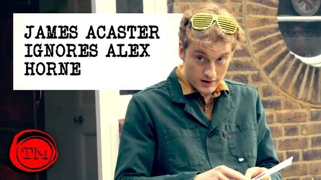 Jak James Acaster ignoruje Alexe Horna - Taskmaster - Videacesky.cz