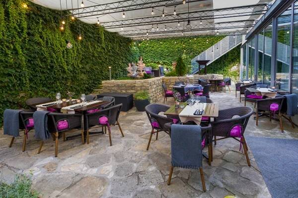 Město Litomyšl - Ubytování - Hotel Aplaus s restaurací "Bohém" a barem "Muuza"