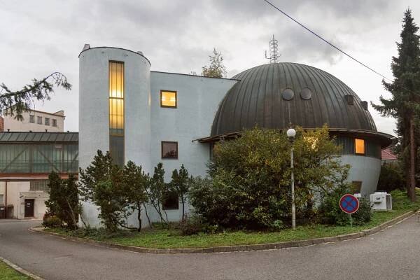 BRNO – REPLANTAČNÍ CENTRUM KLINIKY PLASTICKÉ CHIRURGIE BERKOVA — Den architektury Archív