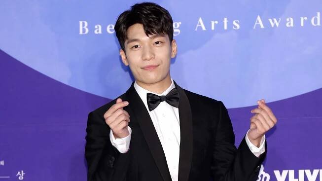Meet Wi Ha-joon, Who Plays Hwang Jun-ho in 'Squid Game'
