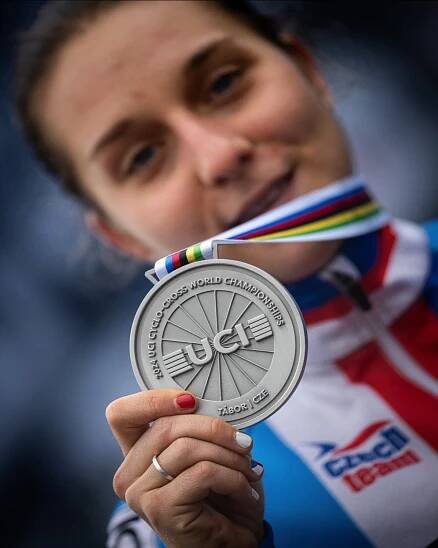 Stříbrná paráda Kristýny Zemanové - Mistrovství světa - Zpravodajství - MTBS.cz