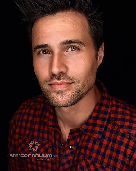 starcontinuum.net | Faces | Brett Dalton