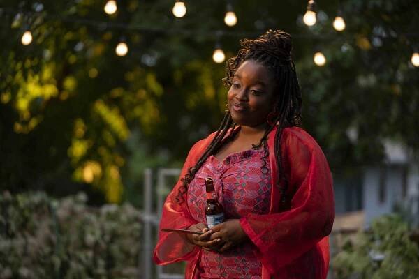 Shrill - HR - Z filmu - Lolly Adefope