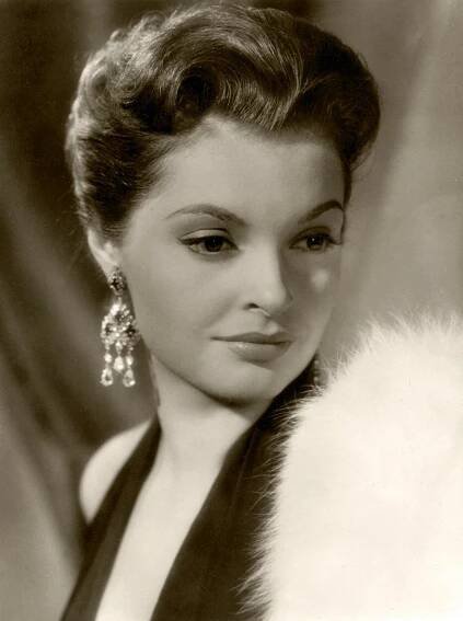 Zemřel sex-symbol 50. let Nadja Tillerová (†93)! Hrála i s Brejchovou