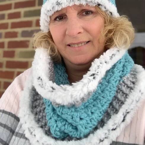 40 Crochet Scarf Patterns - Simply Melanie Jane