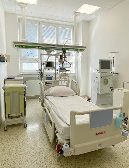 Extrémně obézní pacienti v Hodoníně: nemocnice má nová lůžka, co unesou 454 kilo