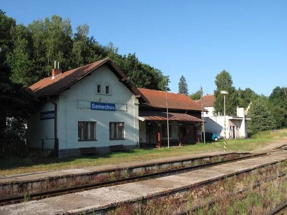 Soubor:Samechov train station (001).JPG – Wikipedie