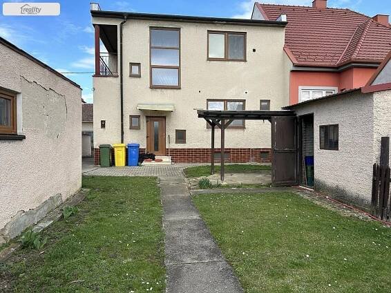 Prodej rodinného domu 180 m2, pozemek 600 m2 | Reality.iDNES.cz 