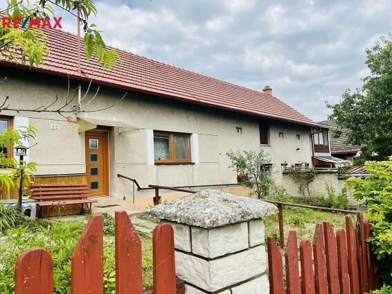 Prodej domu se stodolou a zahradou v Zástřizlech, 230 m2 | Realitní kancelář pro Brno a celou jižní Moravu