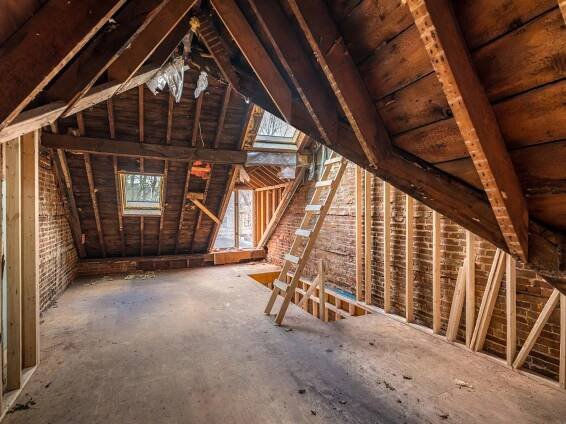 How Much Does Attic Cleaning Cost? 7