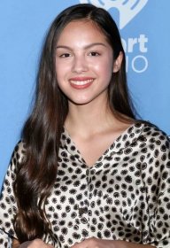 Olivia Rodrigo attends the premiere of Warner Bros. Pictures' "Everything, Everything"