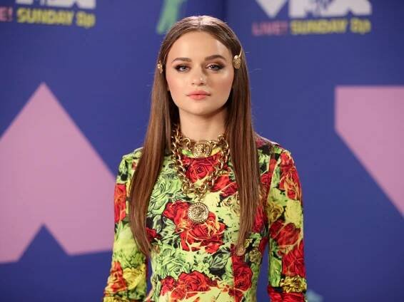 Joey King Got Her First Haircut Since Growing Out a Buzz Cut
