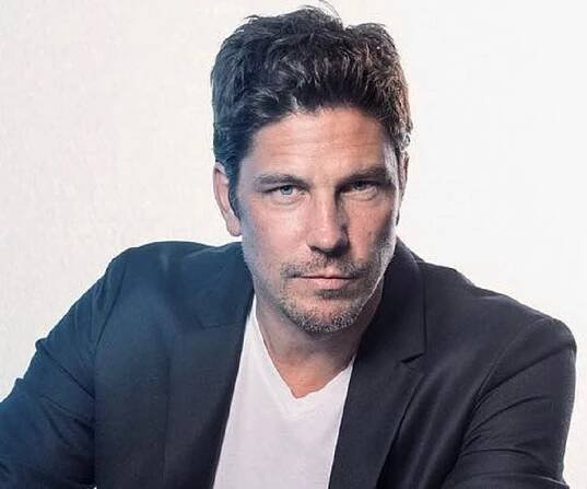 Michael Trucco Biography - Facts, Childhood, Family Life & Achievements