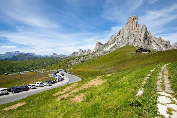 How to Hike the Cinque Torri (+ Add On Rifugios Averau & Nuvolau)