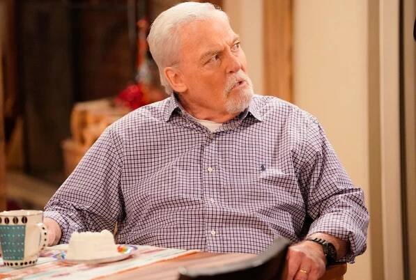 Man with a Plan - Adam Acts His Age - Z filmu - Stacy Keach