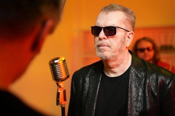 Richard Müller predstavuje nový BANKET, do piesne Bla, bla, bla si pozval speváčku Tinu!
