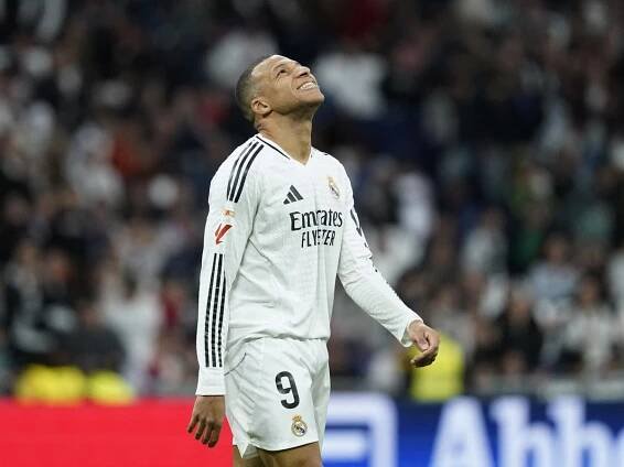 Kylian Mbappé: Plat a přestup z PSG do Realu Madrid