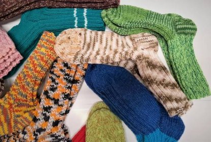 Ručně pletené ponožky od naší babičky - Dámské oblečení