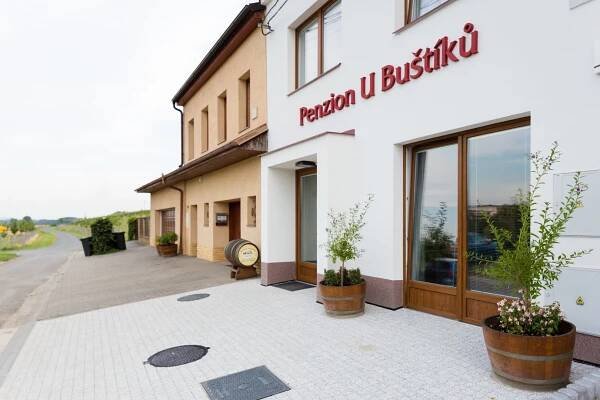 Šardice, Penzion U Buštíků - STAVEBNÍ FIRMA PLUS s.r.o.